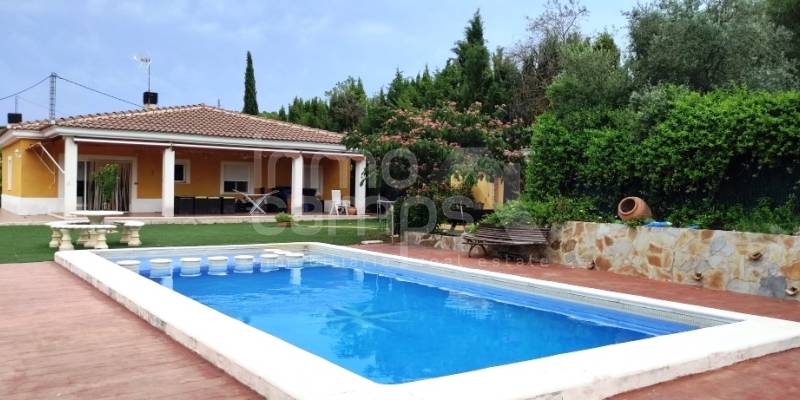 Escape to Nature: Country house for sale in Benimarfull