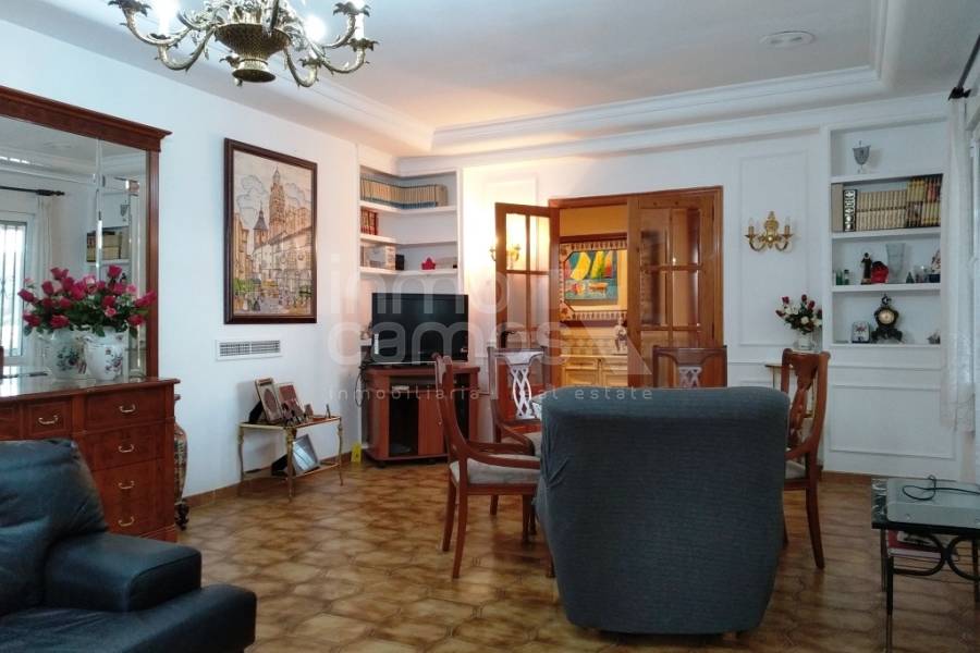 Te koop - Landhuis - Ontinyent