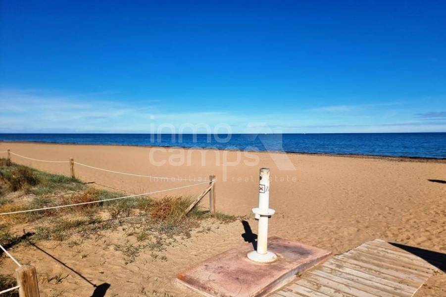 Te koop - Rijtjeshuis - Denia
