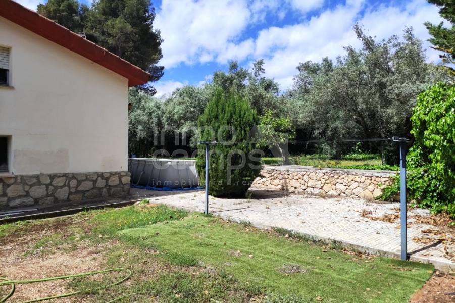 Te koop - Villa - Alcoy - Urbanizaciones