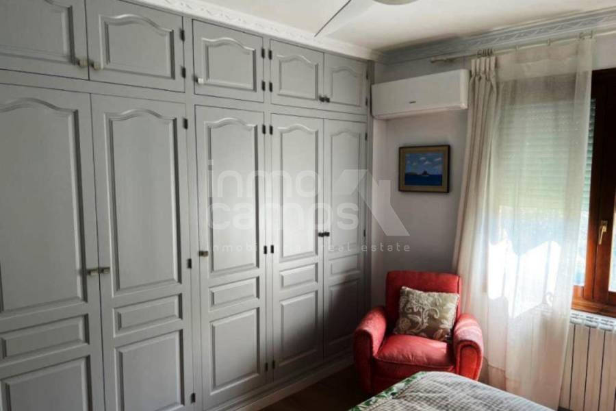 Venta - Chalet - Denia