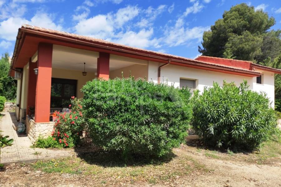 Te koop - Villa - Alcoy - Urbanizaciones