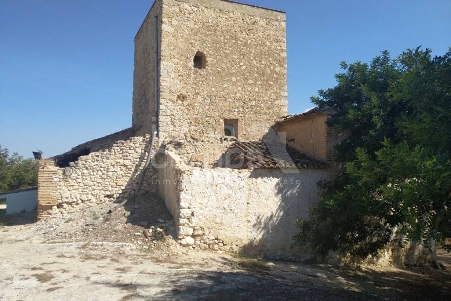 Te koop - Finca - Ontinyent