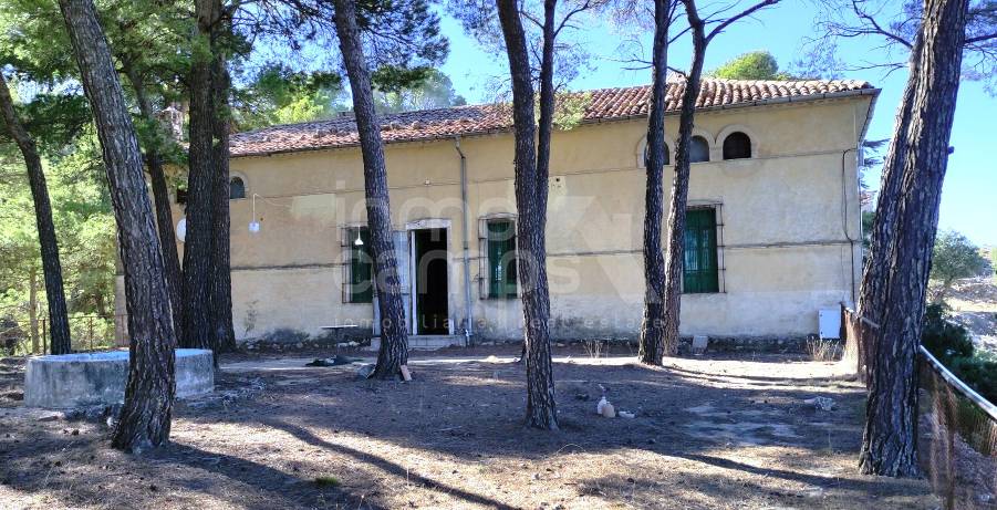 For sale - Finca - Alcoy