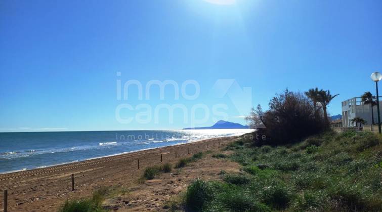 Chalet Pareado - Venta - Oliva - Oliva