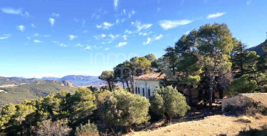 For sale - Finca - Alcoy