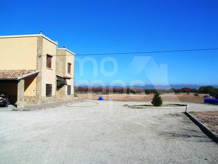 Te koop - Finca - Albaida