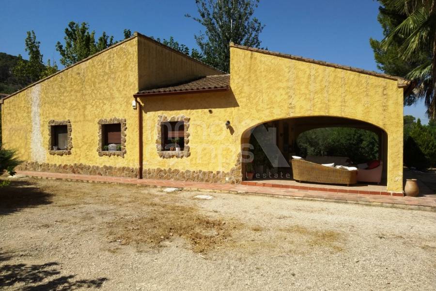 Te koop - Landhuis - Ontinyent