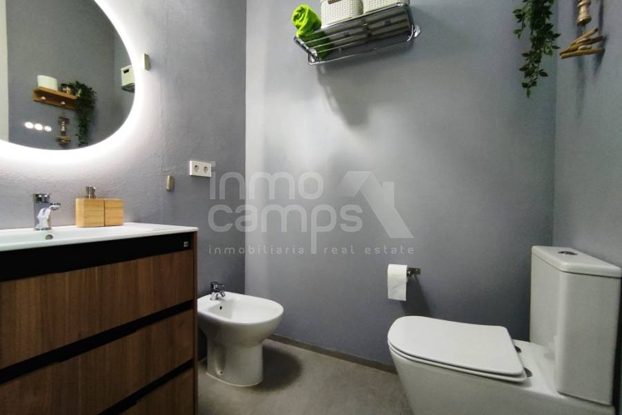 Venta - Chalet - Alfafara