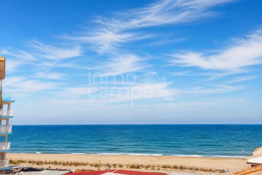 For sale - Semi - Detached house - Denia