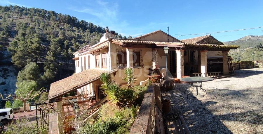 For sale - Finca - Alcoy