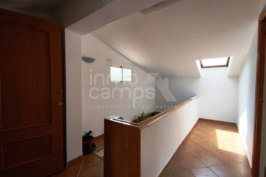 Te koop - Landhuis - Millena