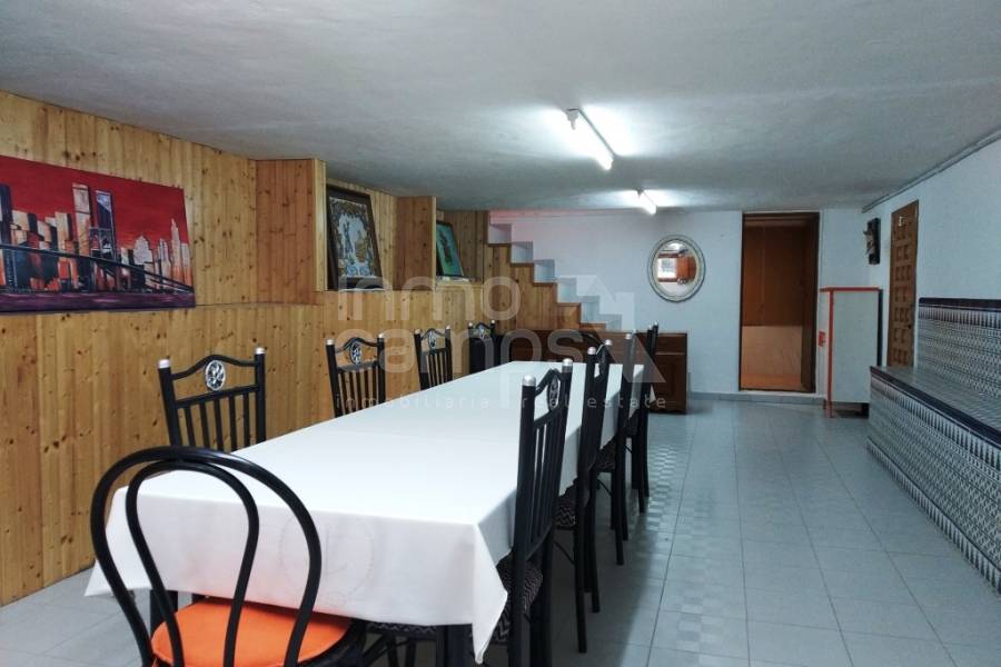 Te koop - Landhuis - Ontinyent