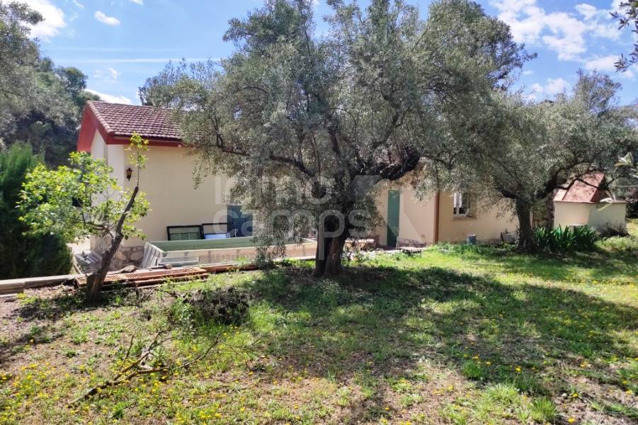 Te koop - Villa - Alcoy - Urbanizaciones