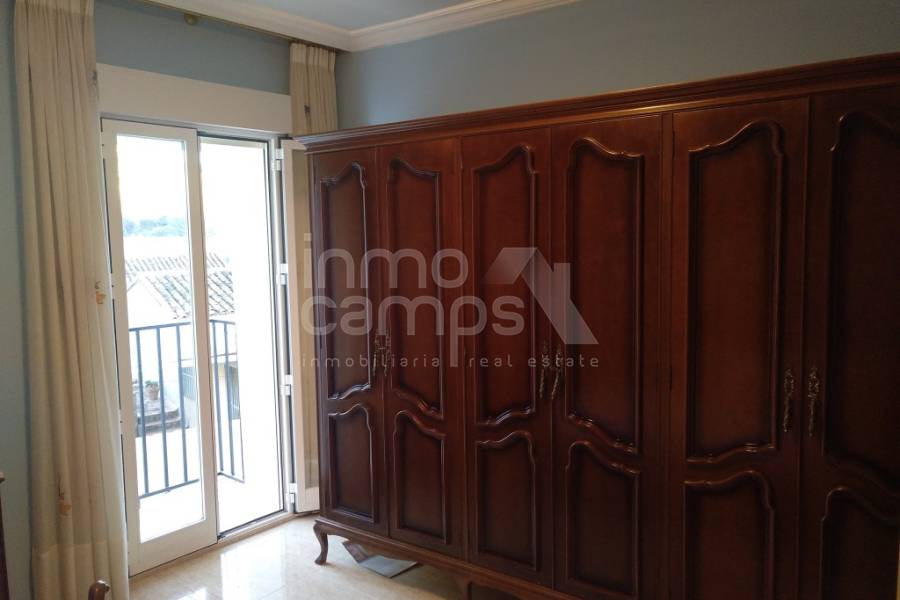 Te koop - Stadhuis - Bolulla - Pueblo