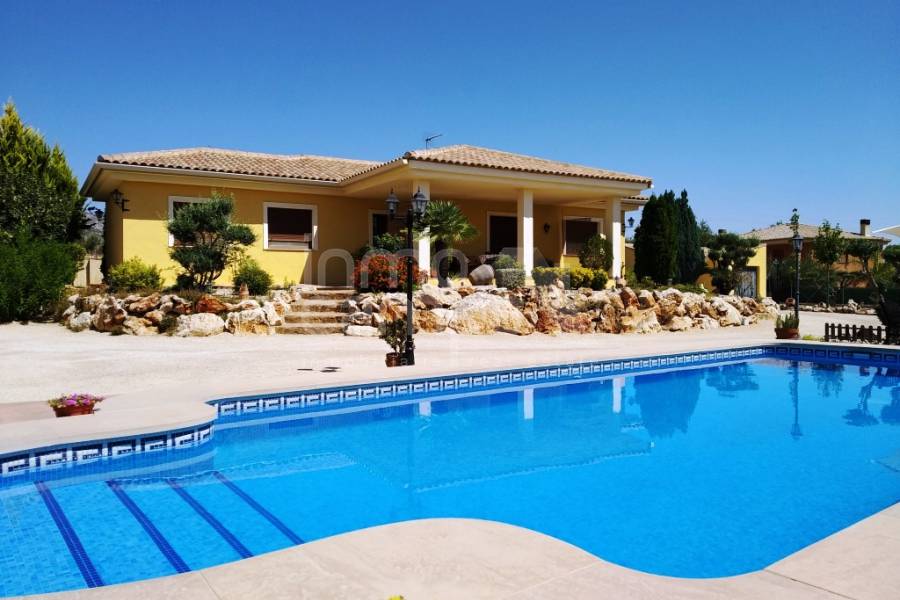 Te koop - Villa - Ontinyent