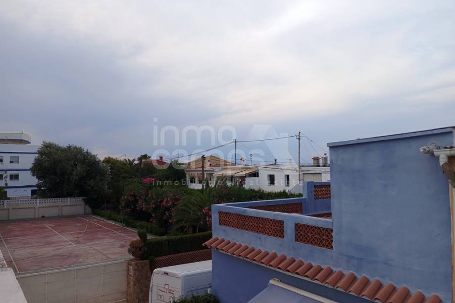 Te koop - Rijtjeshuis - Denia