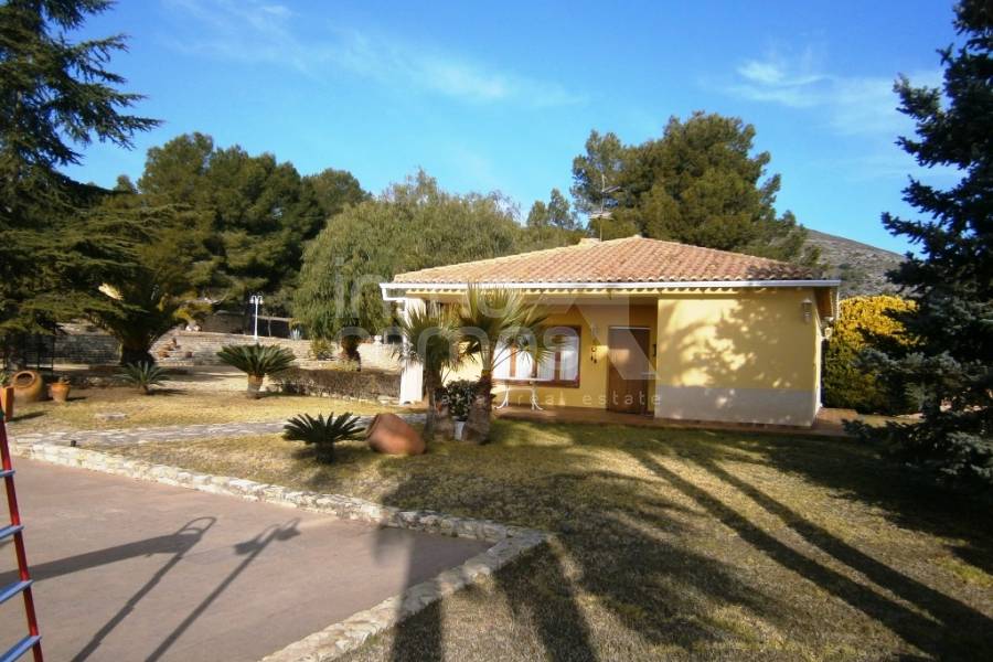 Venta - Casa de Campo - Ontinyent