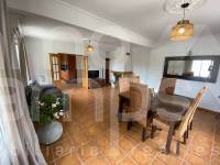 Te koop - Landhuis - Millena