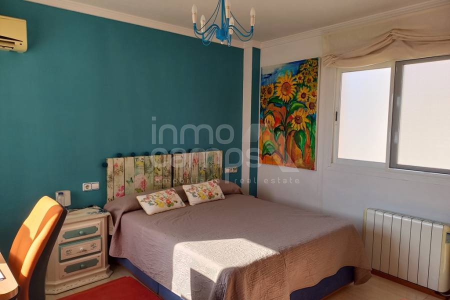 For sale - Semi - Detached house - Oliva