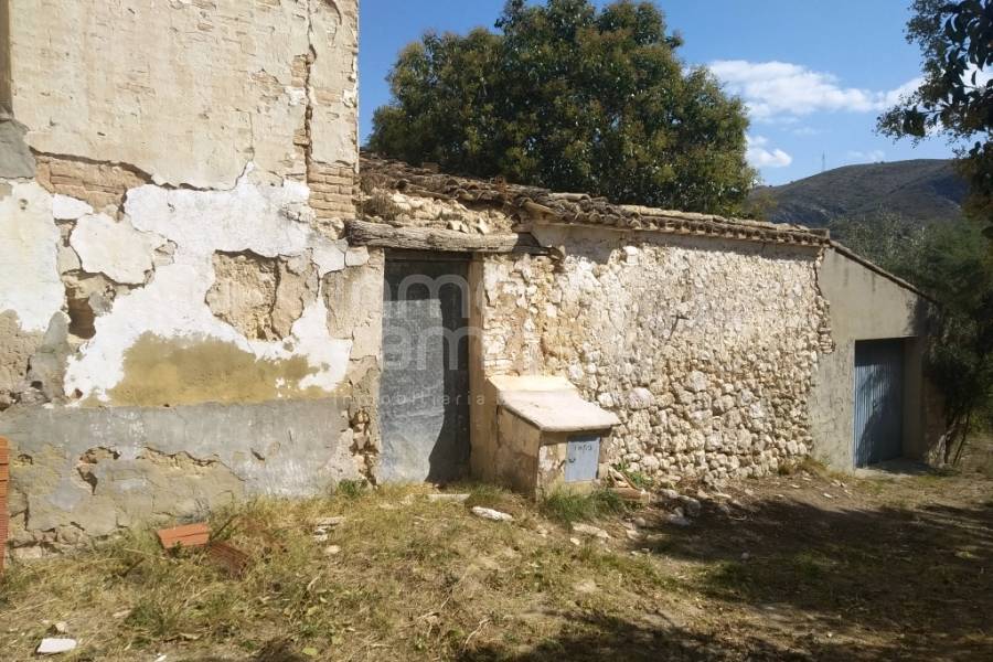 Te koop - Finca - Ontinyent