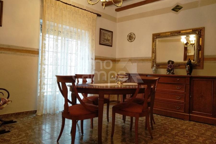 For sale - Town House - Almudaina