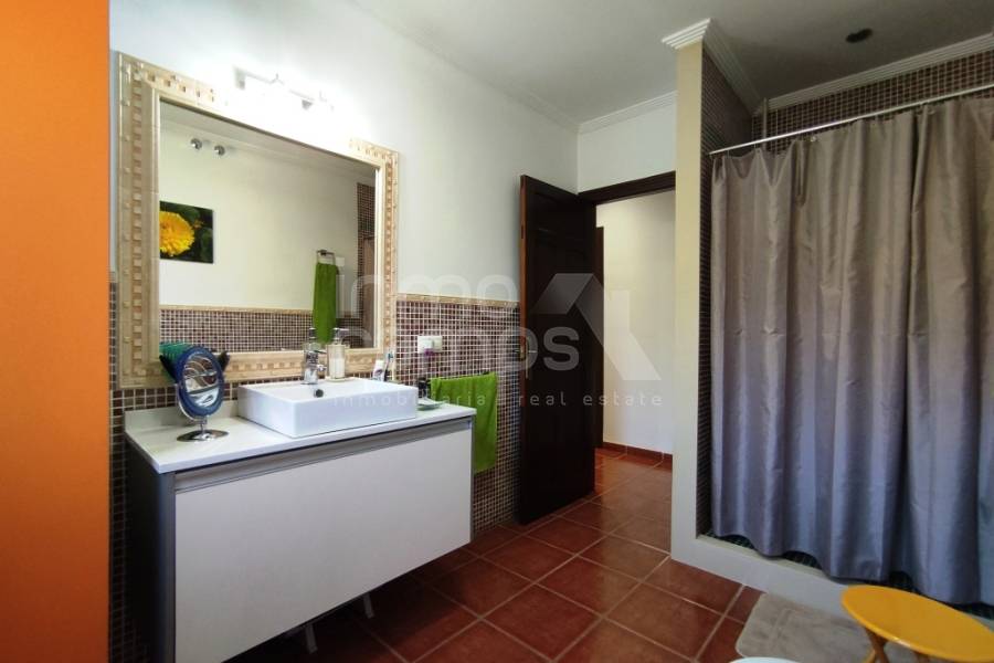 Te koop - Villa - Gorga