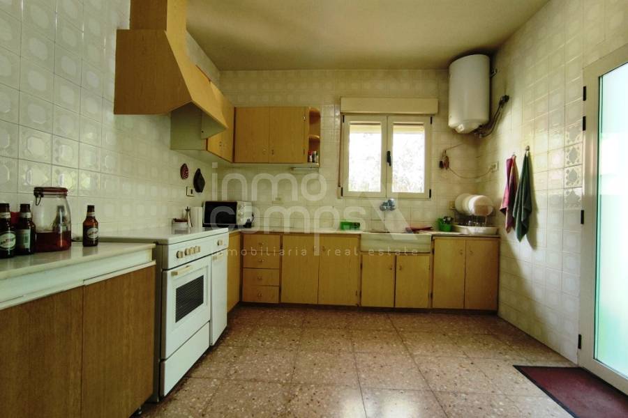 Te koop - Villa - Alcoy - Urbanizaciones