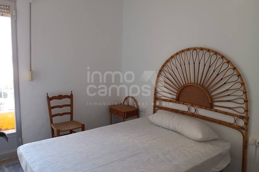 For sale - Semi - Detached house - Denia
