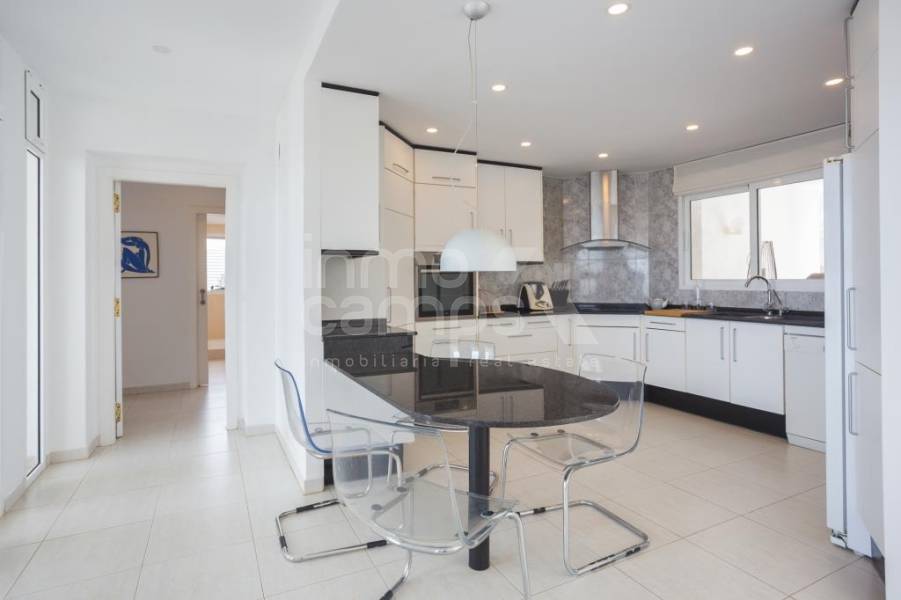 Venta - Chalet - Denia