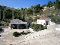 Te koop - Landhuis - Millena