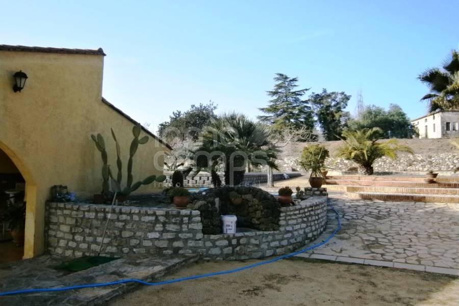 Venta - Casa de Campo - Ontinyent