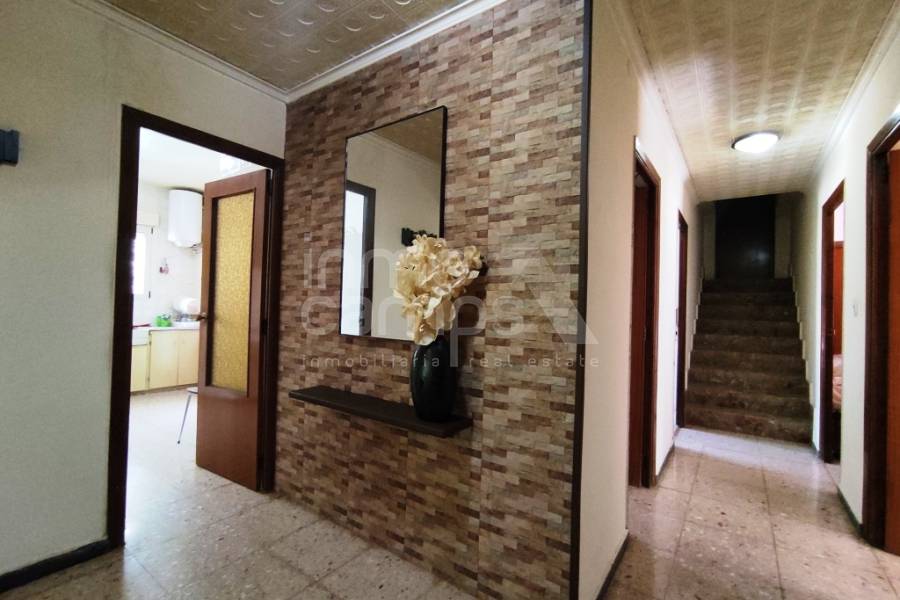 Te koop - Villa - Alcoy - Urbanizaciones