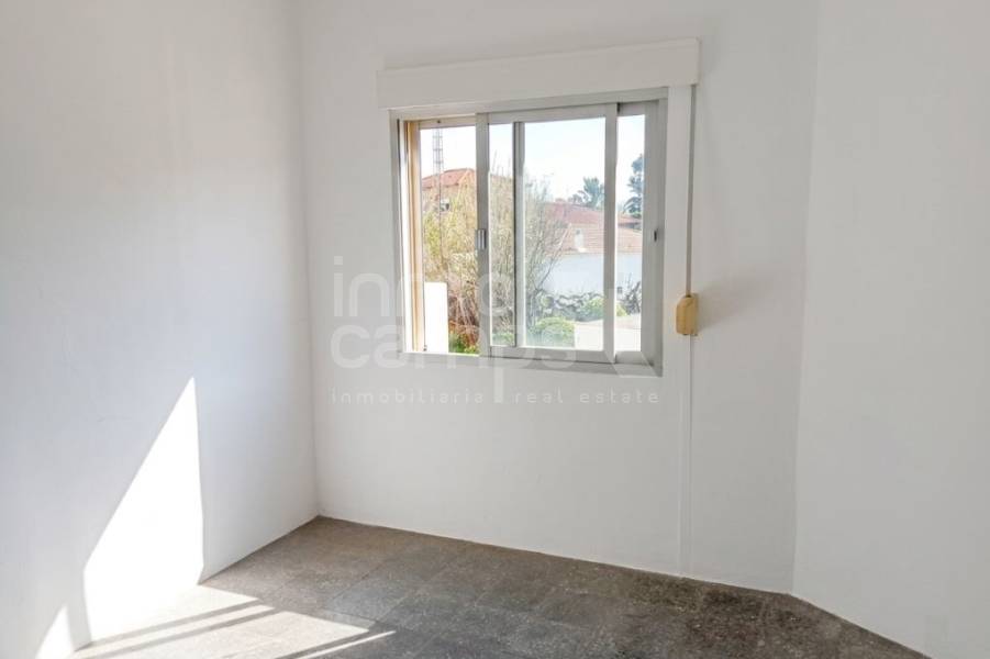 For sale - Semi - Detached house - Denia