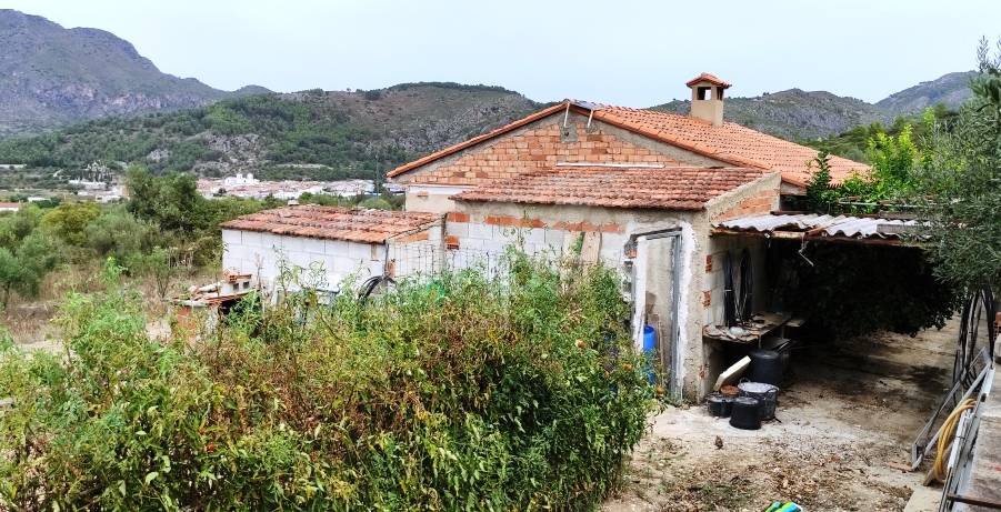 Venta - Casa de Campo - Vall de Gallinera - Alpatró