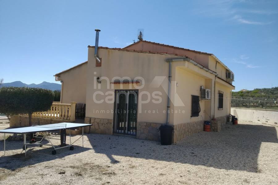 For sale - Country House - Millena