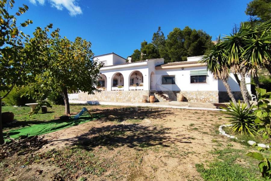 Te koop - Villa - Alcocer de Planes