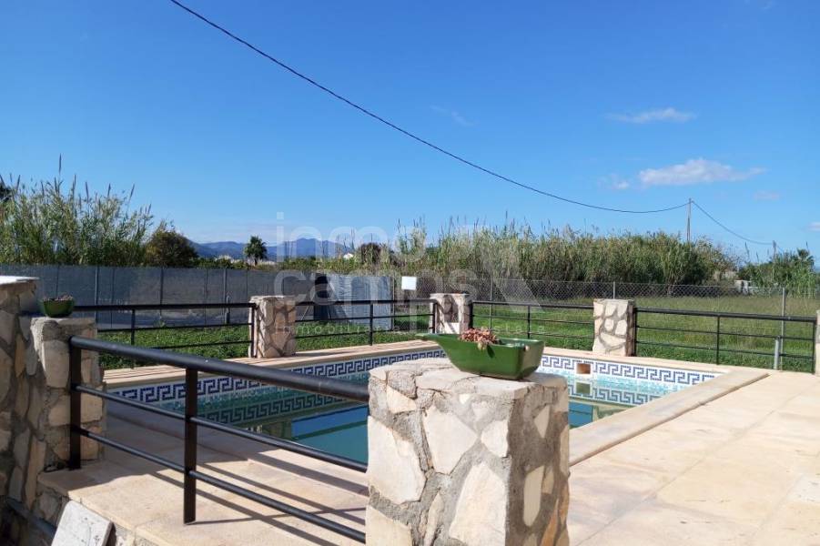 Te koop - Landhuis - Oliva