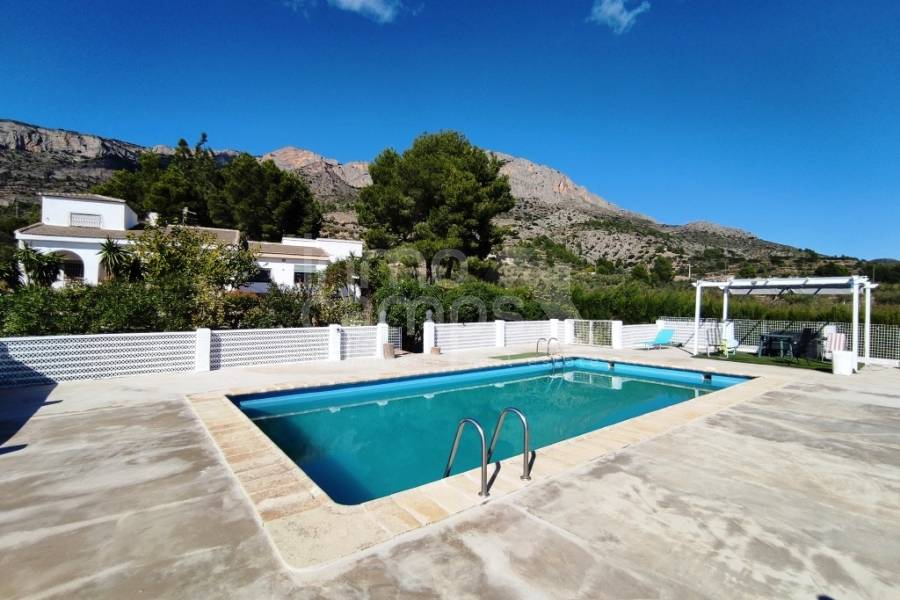 Te koop - Villa - Alcocer de Planes