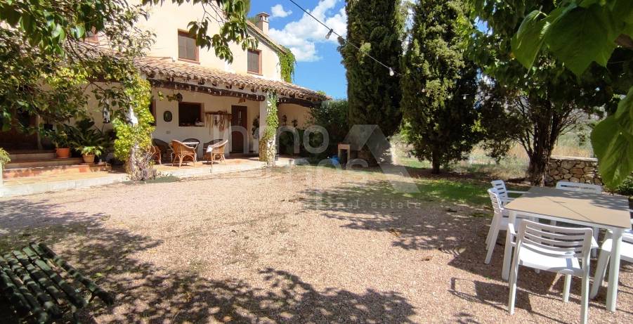 For sale - Finca - Millena