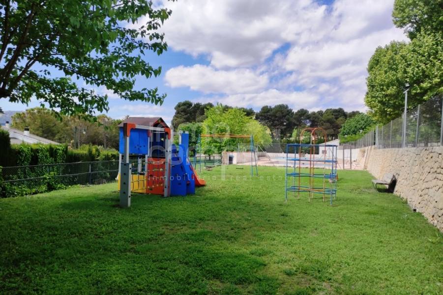 Te koop - Villa - Alcoy - Urbanizaciones