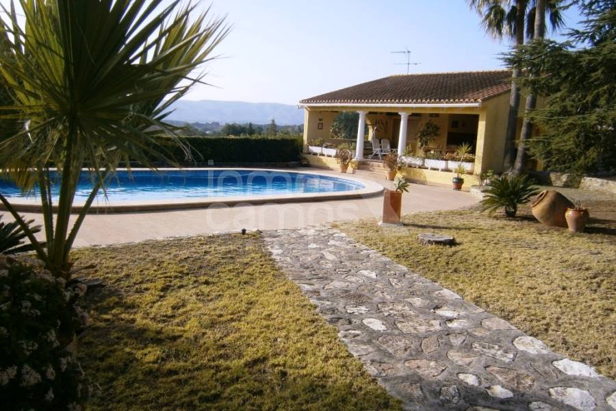 Venta - Casa de Campo - Ontinyent