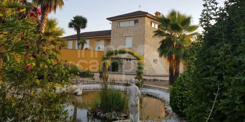 Villas for sale in Ontinyent 