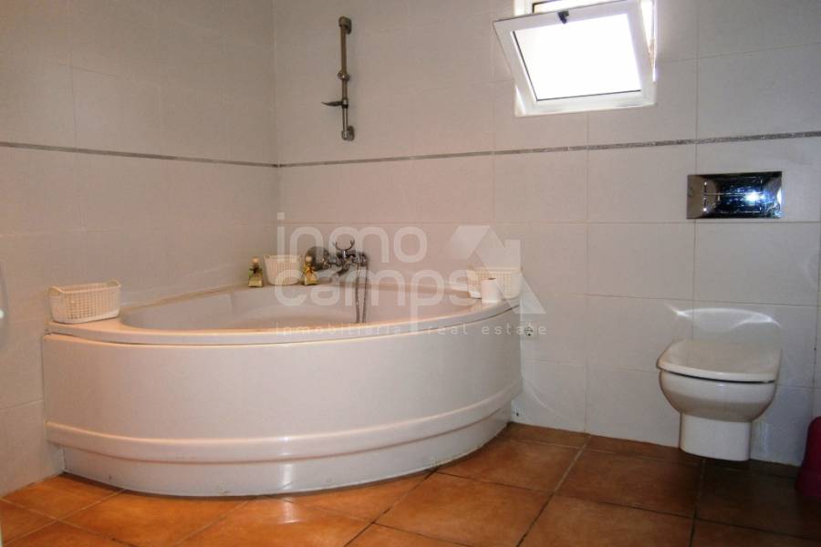 Venta - Casa de Campo - Ontinyent