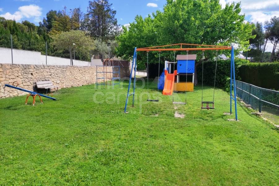 Te koop - Villa - Alcoy - Urbanizaciones