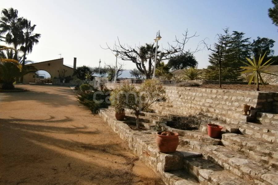 Venta - Casa de Campo - Ontinyent