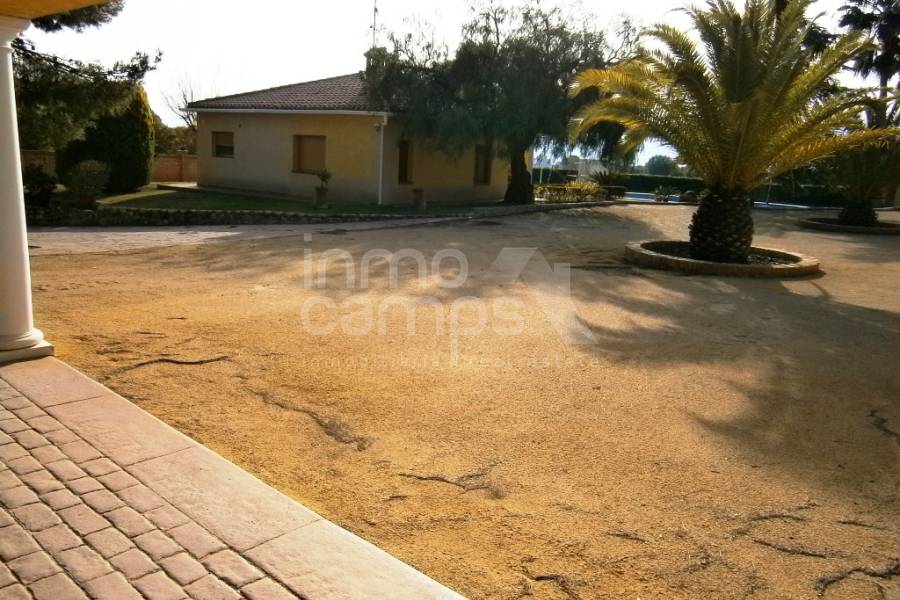 Venta - Casa de Campo - Ontinyent