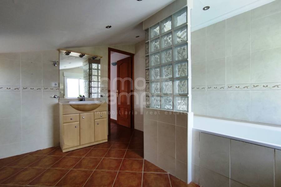 Te koop - Landhuis - Millena