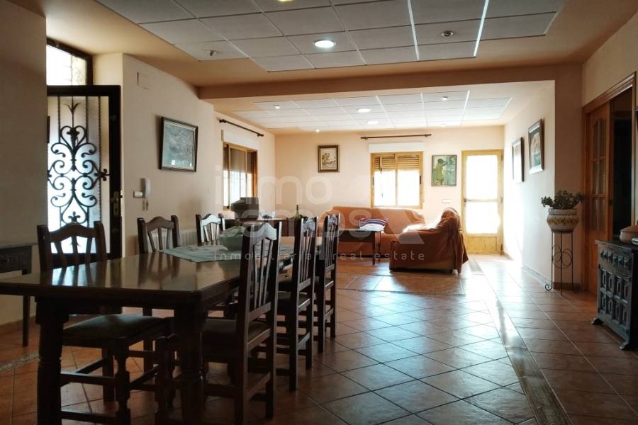 Te koop - Landhuis - Cocentaina