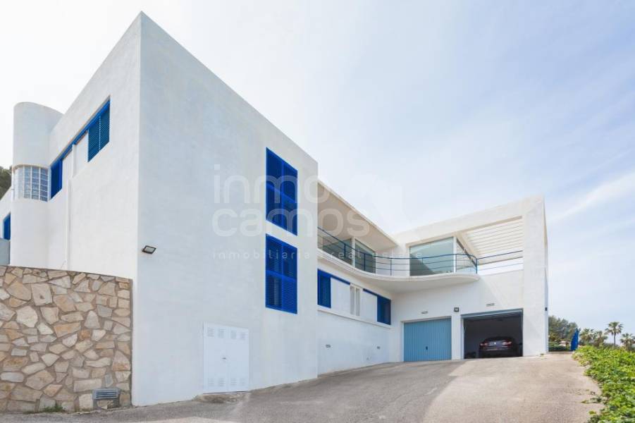 Venta - Chalet - Denia